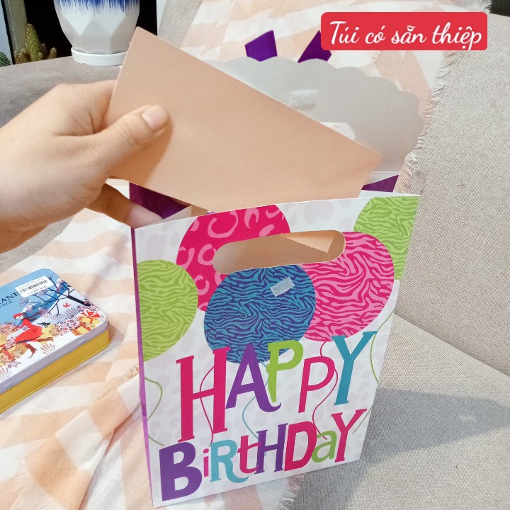 Túi giấy đựng quà sinh nhật HAPYBIRTH DAY size 27 x 19x 9cm siêu xinh có nắp gài