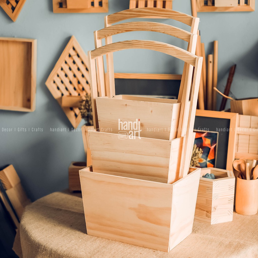 Giỏ gỗ trang trí hoa - giỏ gỗ trang trí - Wooden basket with flowers