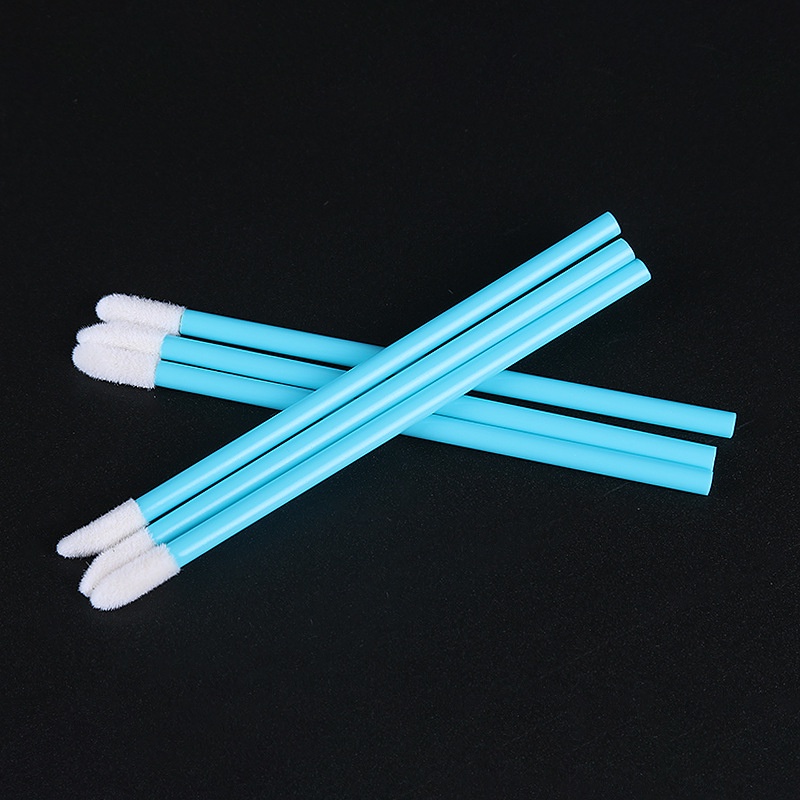 Cọ Son Môi Dùng Một Lần Màu Trắng Đen K1