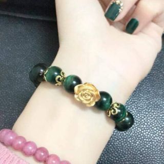 Vòng phong thủy cham bạc mạ vàng mệnh hỏa mộc