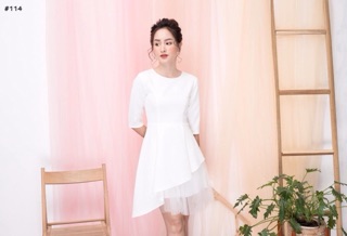 Đầm trắng vạt xéo phối voan