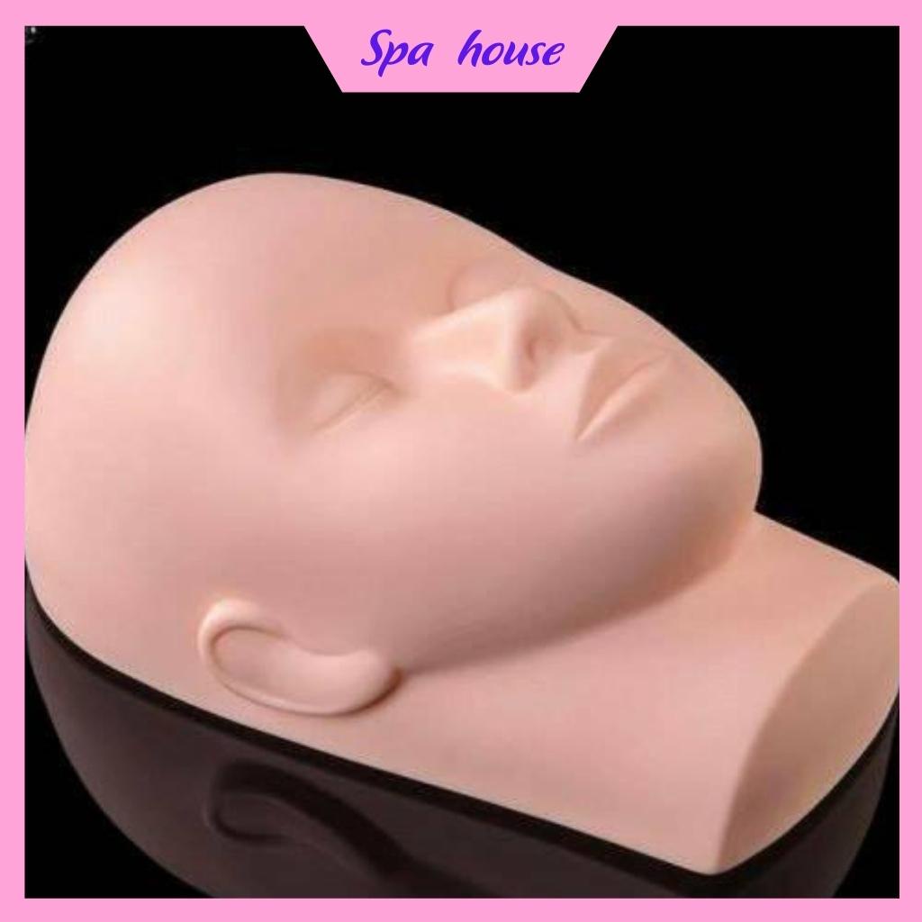 Đầu manocanh học massage, nối mi trong spa, thẩm mỹ viện