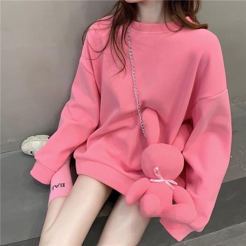 Áo sweater kèm thỏ bông