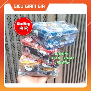 [SIZE 2] Thẻ Bài Pokemon Hộp Sắt Hàng Chuẩn Có Quai Nắp Cài - Size 2 Loại Đẹp 40 Thẻ Bài Và 2 Túi Thẻ Vip