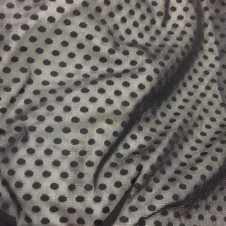 Ren lưới chấm bi
