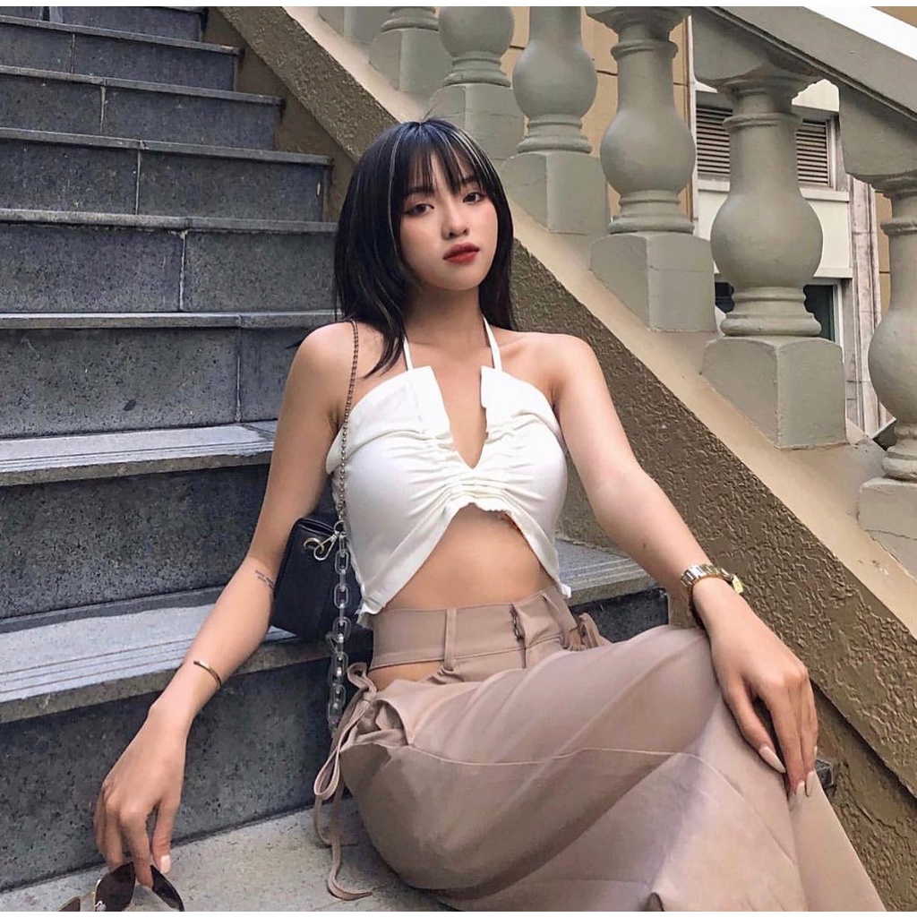ADORABLE ÁO KIỂU XẺ NGỰ.C 🥰🥰🥰.