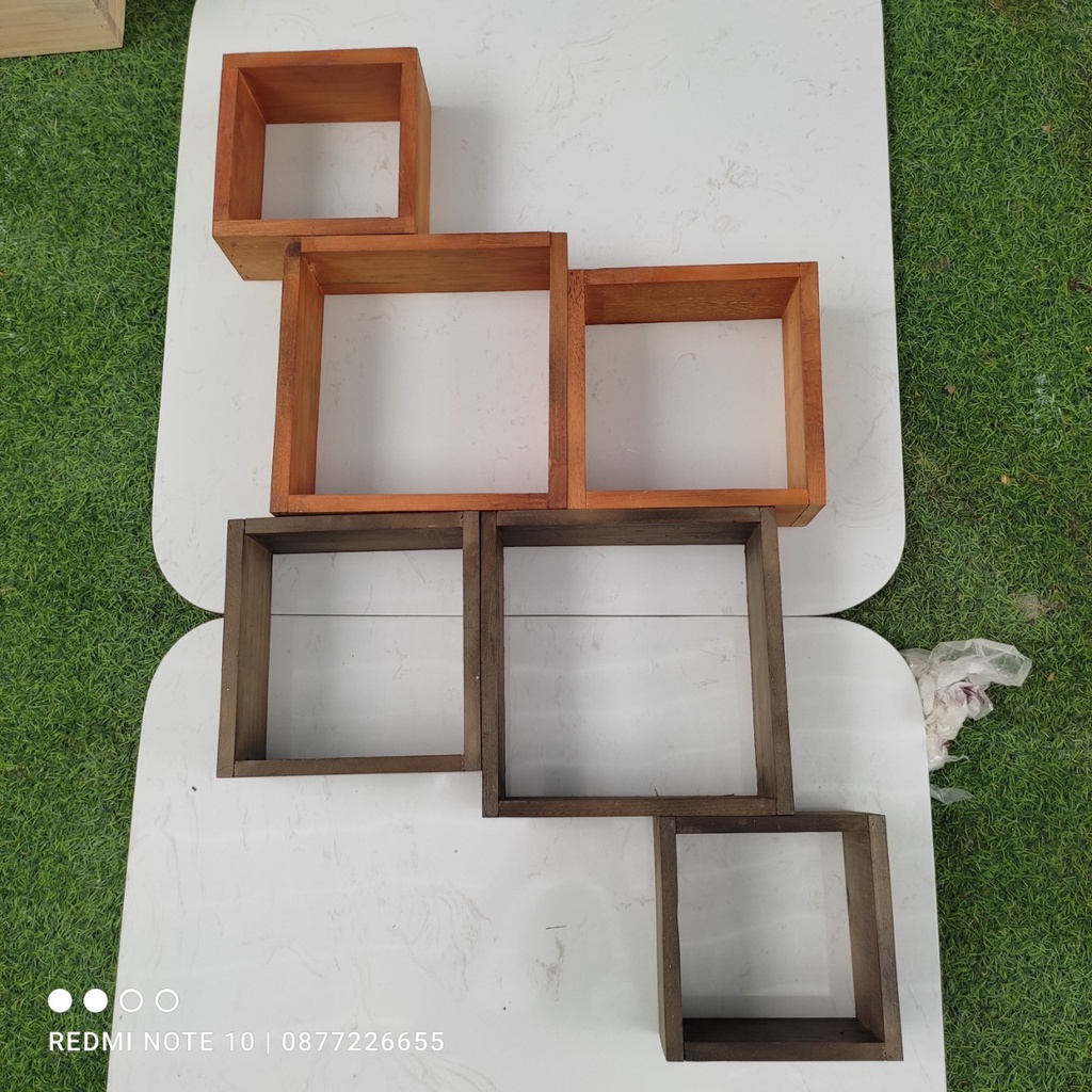 Trang trí treo tường gỗ thông ô vuông KÍCH THƯỚC ĐA DẠNG , KHUNG ô trang trí decor