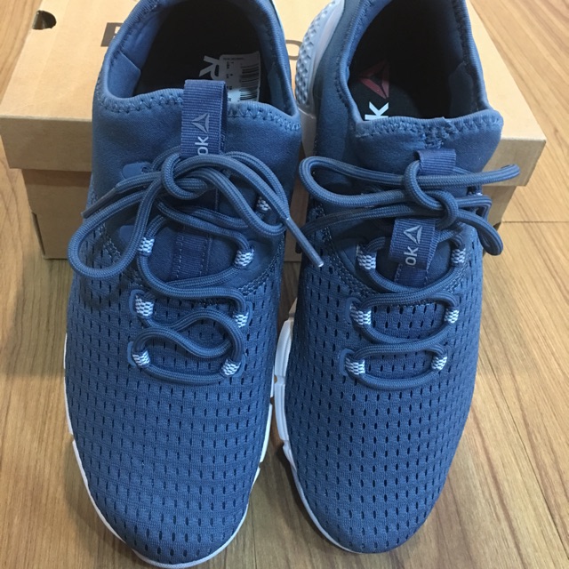 Sale Giày Reebok (hàng xách tay) còn 990k (giá gốc 2.1tr)