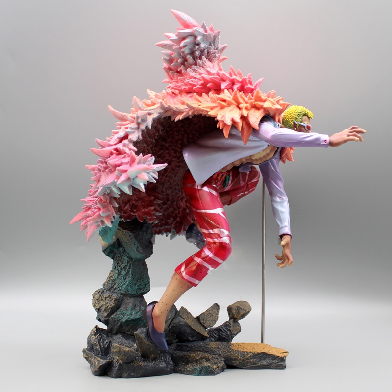 Mô hình doflamingo siêu nét ( one piece )