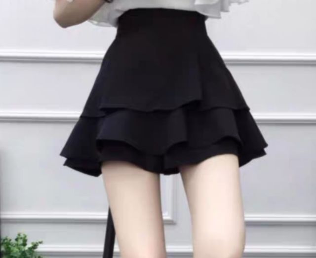 Váy quần ba tầng