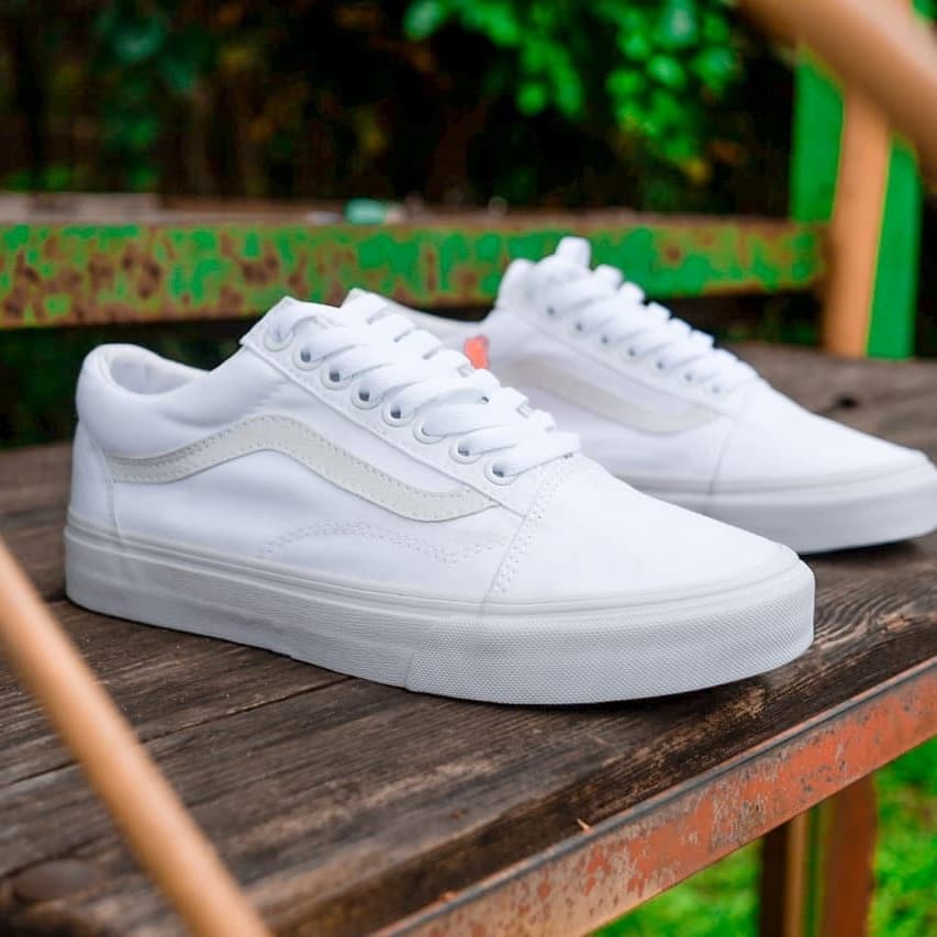 Giày Thể Thao VANS Vải Canvas Thiết Kế Năng Động Hợp Thời Trang Cho Cặp Đôi Cỡ 36-43