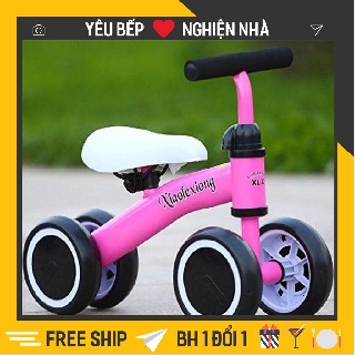 Xe chòi chân thăng bằng, xe chòi chăn 4 bánh tự cân bằng cho bé