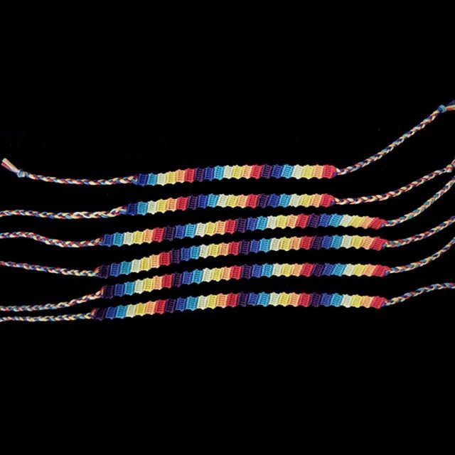 Vòng dây tình bạn zigzag 7 màu