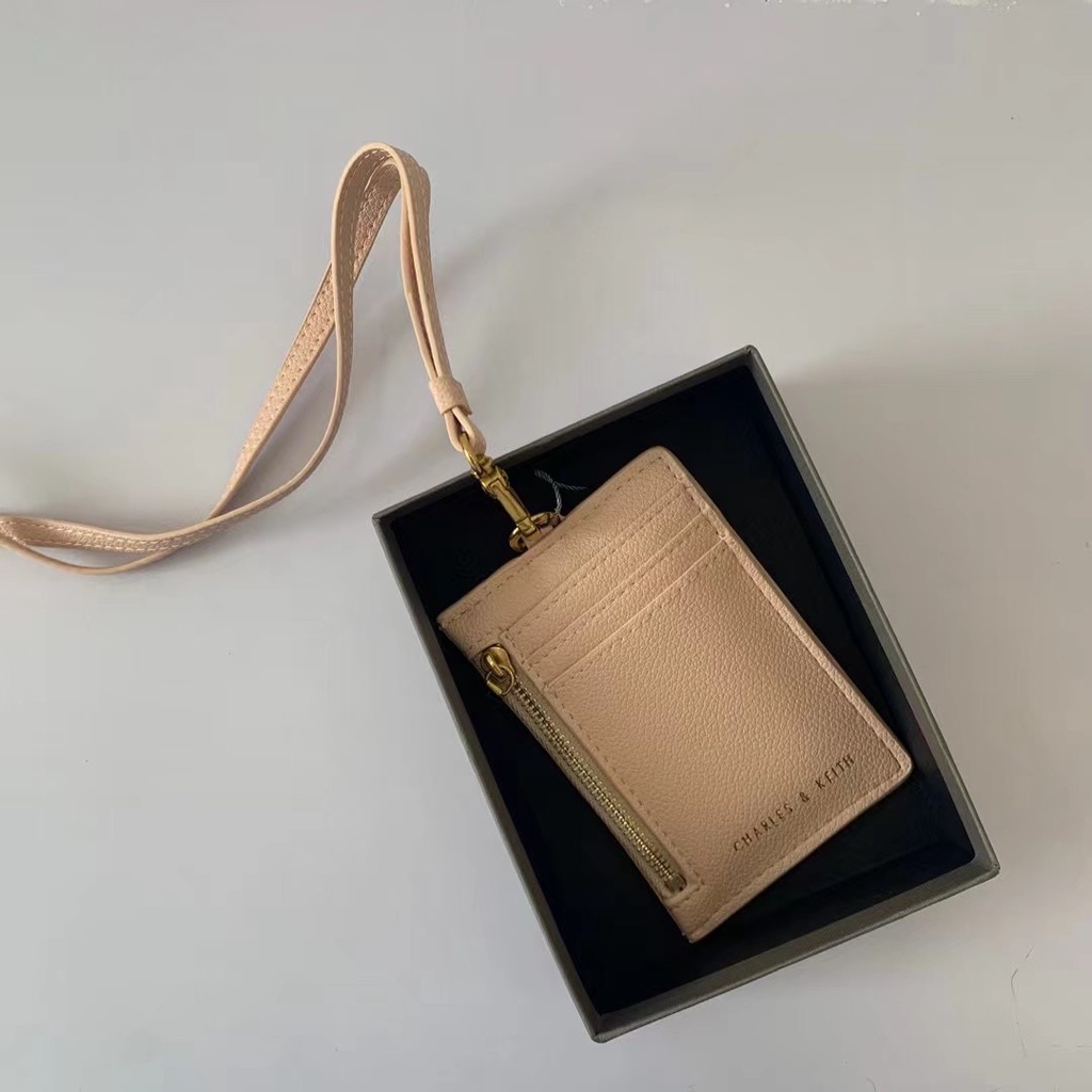 Túi Đeo Chéo Charles &amp; Keith Kèm Hộp Đựng