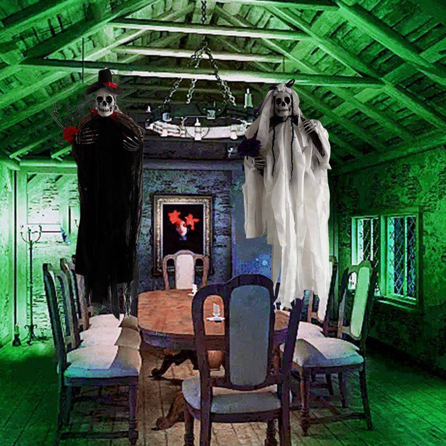 Vòng Hoa Mây Trắng Đen Treo Cửa Trang Trí Tiệc Halloween