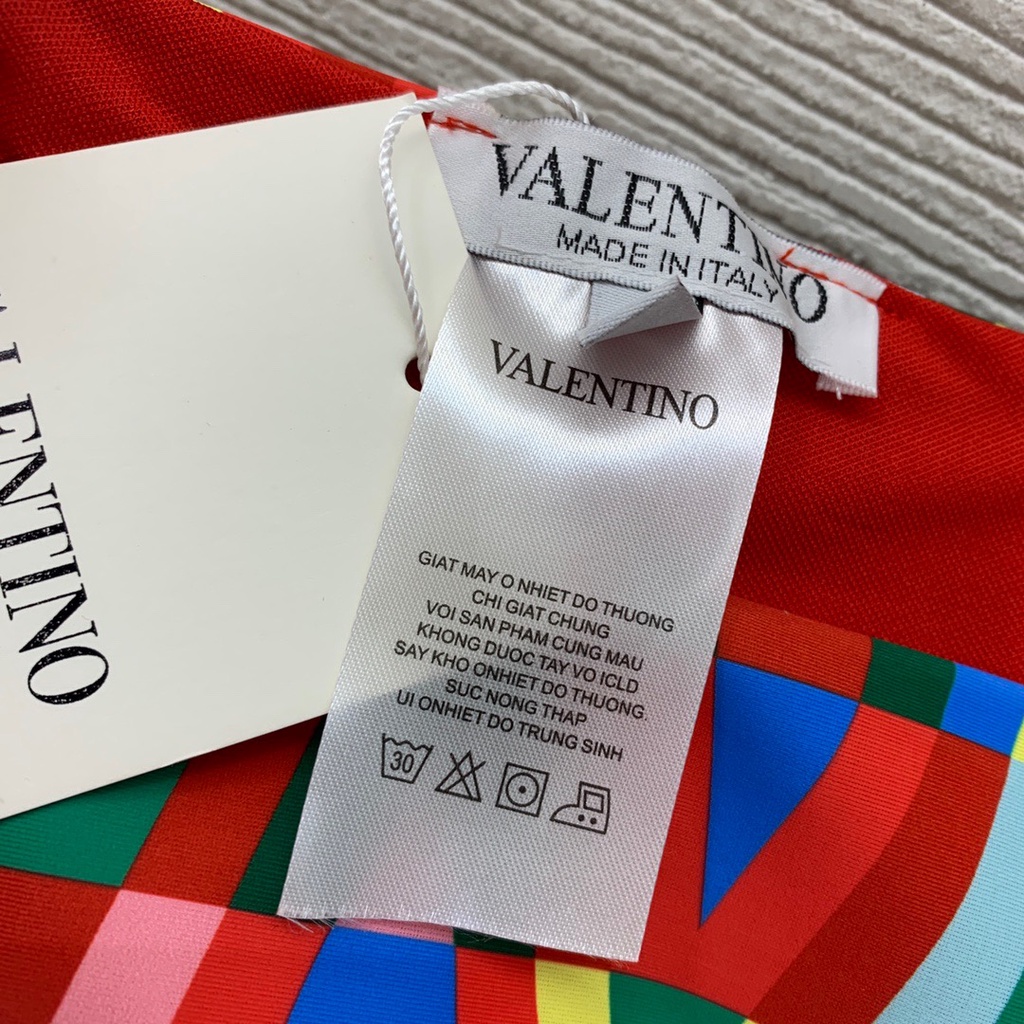 Bộ Đồ Bơi Hai Mảnh Cao Cấp Tùy Chỉnh Cho Nữ VA01