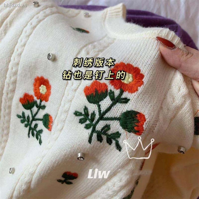 سÁo sweater dệt kim chui đầu cổ tròn thêu hoa cổ điển mùa thu/ đông mới 2021 cho nữ | BigBuy360 - bigbuy360.vn