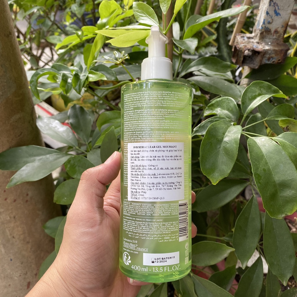 Sữa rửa mặt làm sạch và loại bỏ tế bào chết không xà phòng SVR Sebiaclear Gel 55ml - 200ml