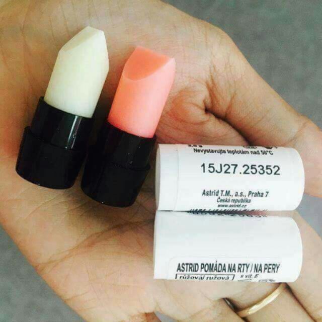 Son dưỡng môi Astrid