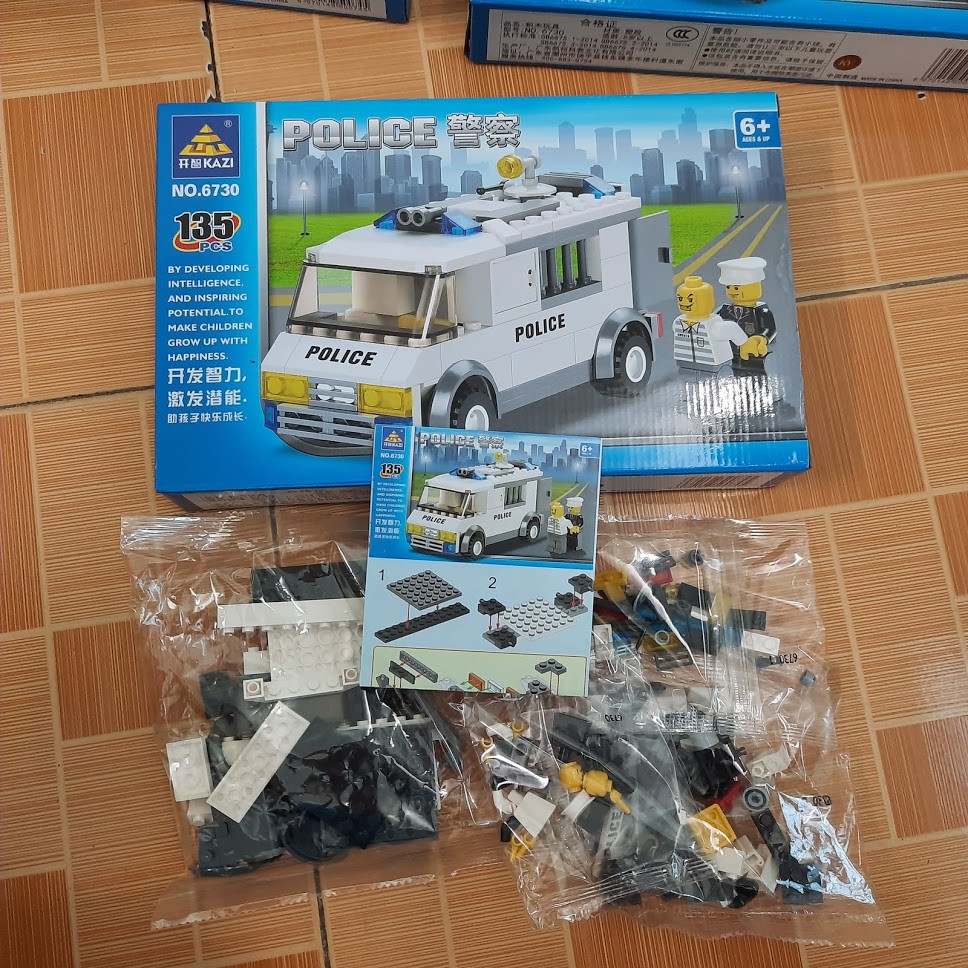Bộ lắp ráp lego mô hình xe ô tô cảnh sát 135 chi tiết bằng nhựa xe ô tô đồ chơi trẻ em