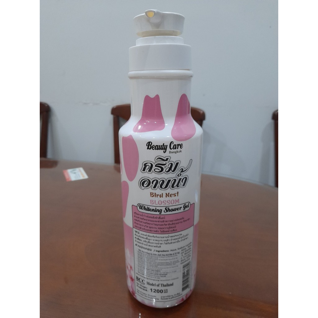 Sữa tắm bò/dê Thái Lan chai 1,2L