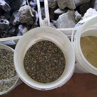 Sạn suối thủy sinh (khai thác tự nhiên)