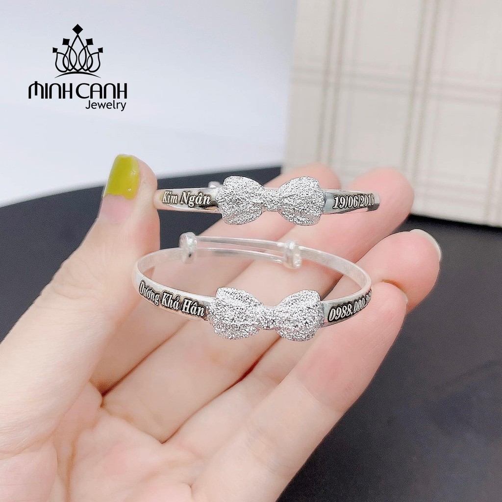 Vòng Bạc Nơ Cát Khắc Tên Cho Bé Yêu - Minh Canh Jewelry