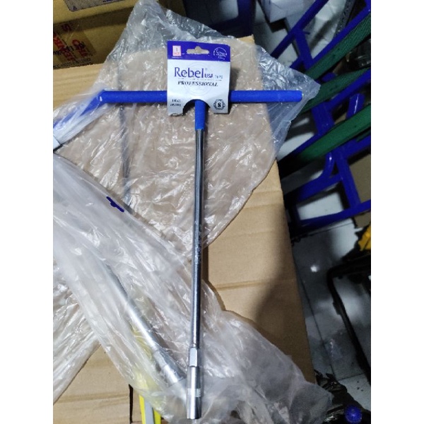 Cần siết chữ T bọc nhựa cao cấp chống trơn từ số 8 đến 19