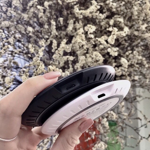Đế sạc nhanh không dây cho iphone /sam sung/oppo...
