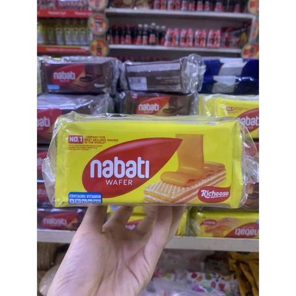 Lốc 10 gói bánh xốp Nabati vị phô mai 17g