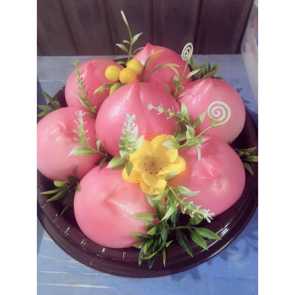 Tháp bánh bao đào tiên, bánh dâng lễ