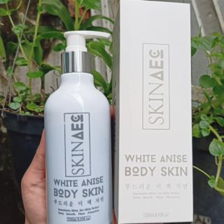 👩🏻Sữa Tắm Kích Trắng 1 Bước Than Hoạt Tính SKIN ACE WHITE ANISE BODY SKIN(có quà tặng xem hình)