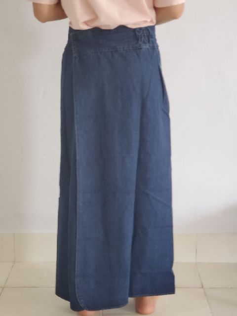 Váy chống nắng jean thêu cao cấp
