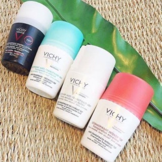 Lăn Hỗ Trợ Khử Mùi Vichy Pháp
