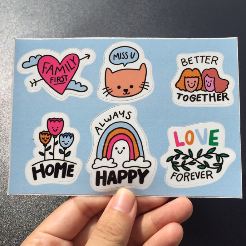 Sticker cute chống nước. Hình dán xinh xắn love happy family. Logo đẹp