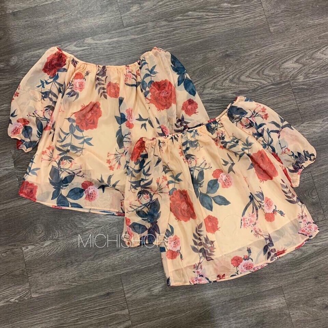 Áo sơ mi lệch vai nư giá 330k/1c