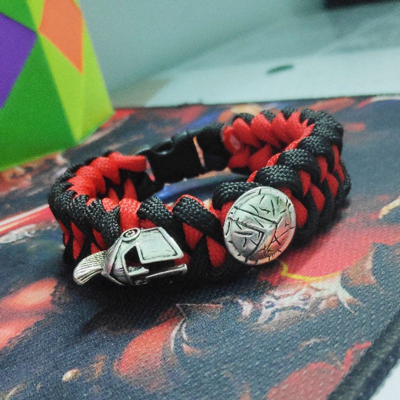 Vòng tay Paracord (nhận đổi màu dây) chiến binh Sparta đỏ đen SJB