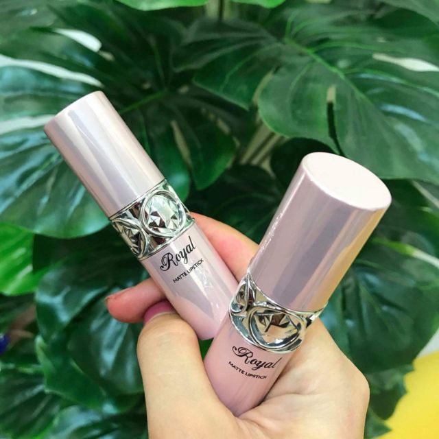 SON ROYAL LIPTICK - SON KHÔNG CHÌ SIÊU LỲ | BigBuy360 - bigbuy360.vn