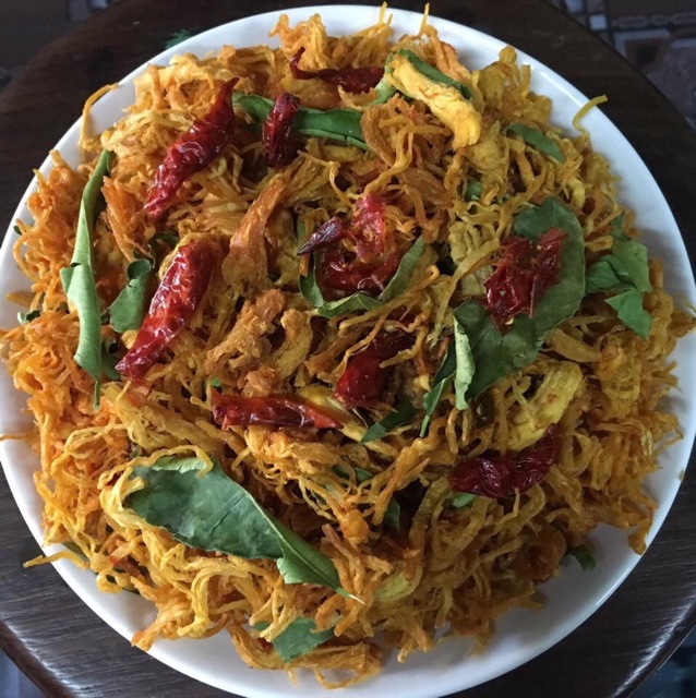 Khô gà lá chanh