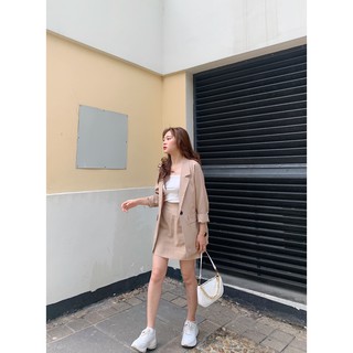 Áo blazer 1 khuy nắp túi nâu vs chân váy