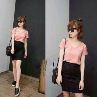Bán áo phông cổ tim lẻ = sỉ