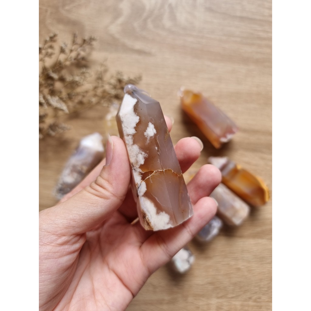 Trụ đá thanh tẩy mã não hoa anh đào (Blossom Agate), dùng trong Tarot, Reiki, thiền định, trụ phong thủy