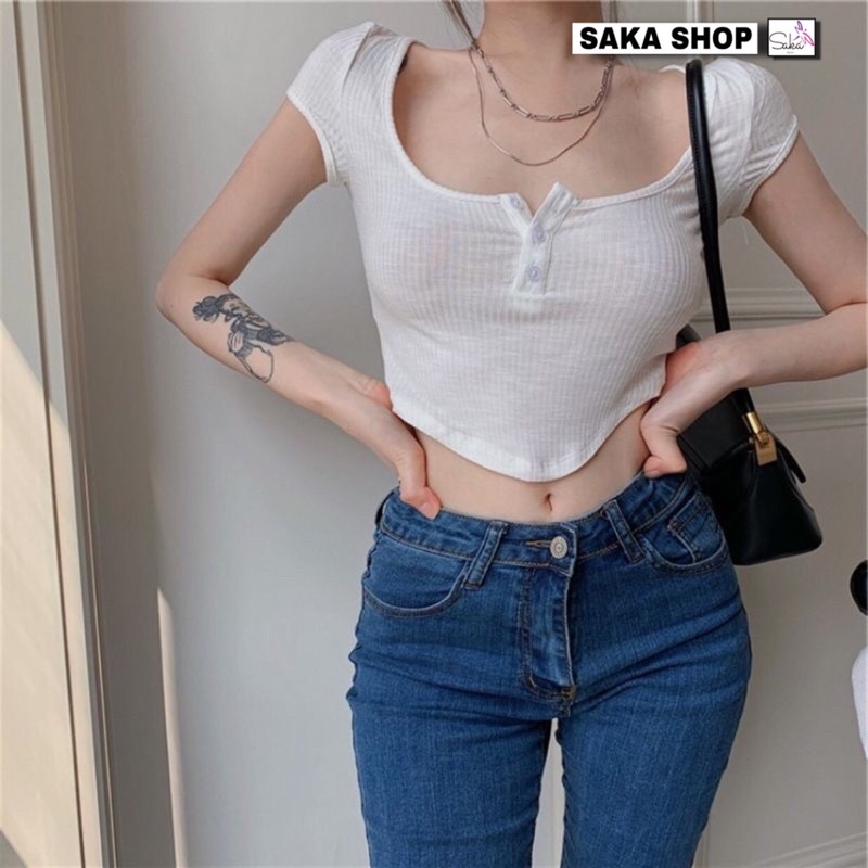 Áo croptop nữ thun tay ngắn vạt bầu nút sắt màu trắng