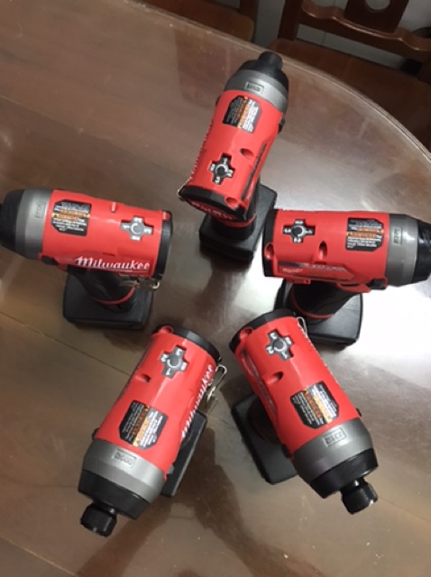 Vit Milwaukee 2553 , khoan 2504 gen 3