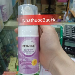 Bọt vệ sinh BETADINE FEMININE WASH FOAM TÍM