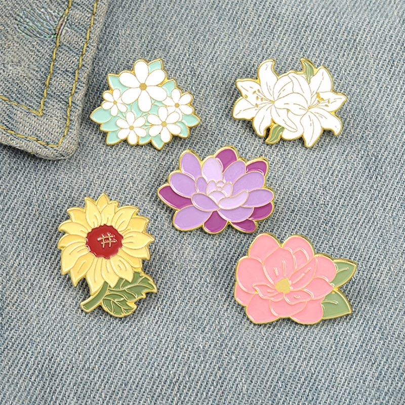 Huy Hiệu Cài Áo Hình Hoa Hướng Dương / Cây Hoa Lily Năm Cánh Tráng Men