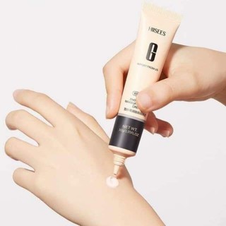 Kem nền thần thánh Mịn Nhẹ Che Khuyết Điểm Kiềm Dầu HIISEES | BigBuy360 - bigbuy360.vn