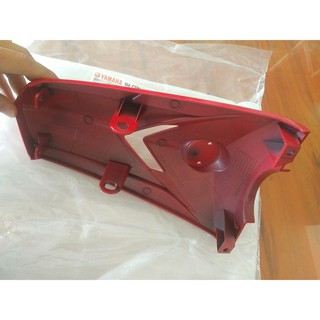 Mặt nạ Sirius đỏ cờ Yamaha