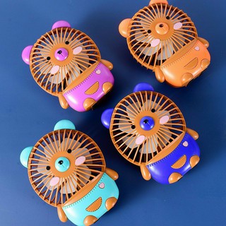 Quạt mini cầm tay tích điện hình gấu có đèn led