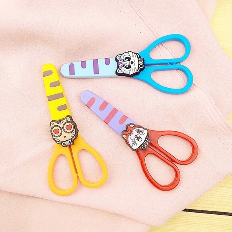 Kéo học sinh có nắp đậy hoạt hình ngộ nghĩnh - Đại Sỉ